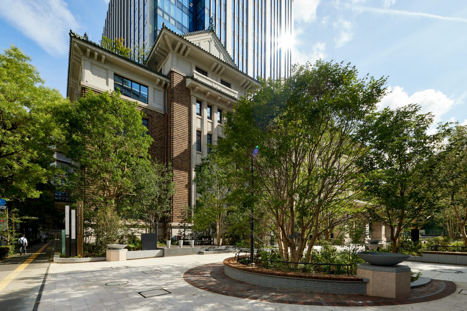 九段会館テラス